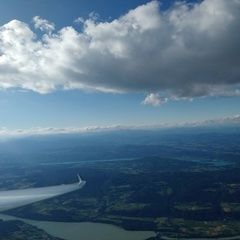 Flugwegposition um 16:41:21: Aufgenommen in der Nähe von Gemeinde Ferlach, Österreich in 2412 Meter